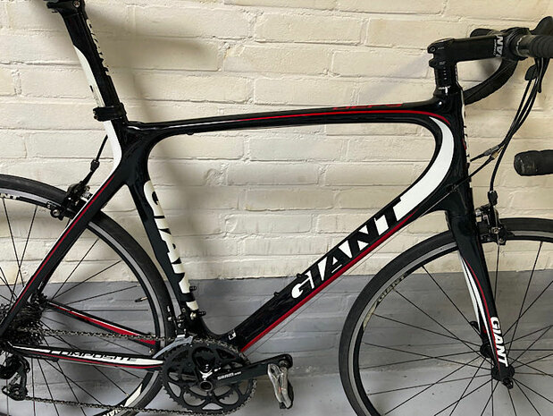 Giant Defy